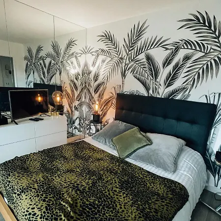 Beautiful Modern Fully Furnished Studio Levallois-Perret Exterior photo