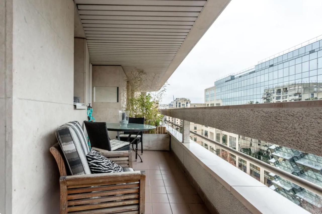 Beautiful Modern Fully Furnished * Levallois-Perret
